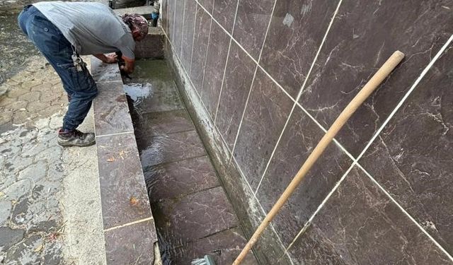 BAYIRKÖY'DE ÇEŞME VE ÇEVRESİ TEMİZLENDİ