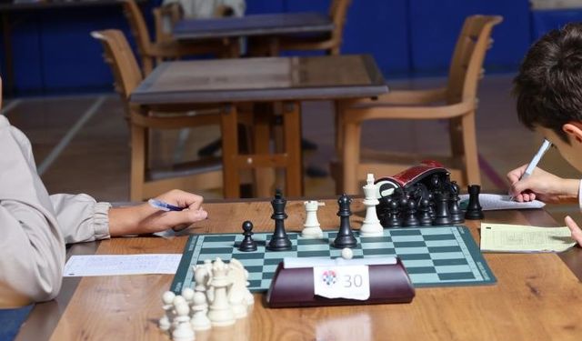 AMATÖR SPOR HAFTASI SATRANÇ TURNUVASI DÜZENLENDİ