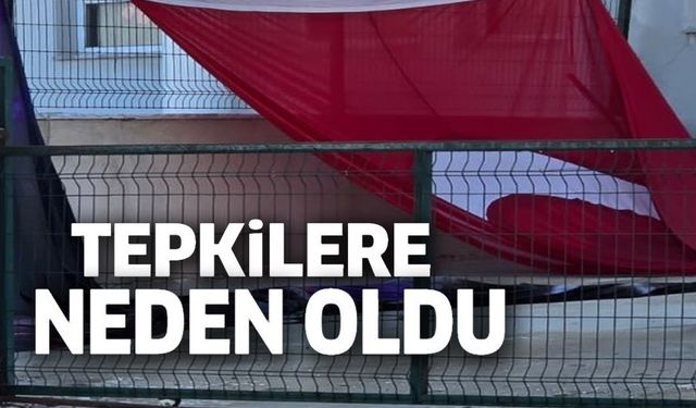 ÖZEL OKULDA TÜRK BAYRAĞININ YERDE SÜRÜNMESİNE TEPKİ