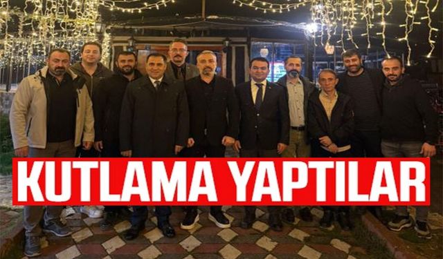 VOLEYBOL TAKIMINA BAŞARI KUTLAMASI