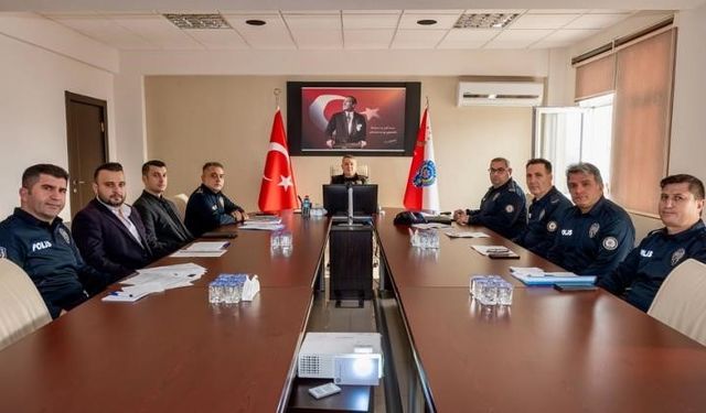 İL EMNİYET MÜDÜRÜ ŞENER, TEKNOLOJİ BİRİMLERİYLE ÇALIŞMALARI DEĞERLENDİRDİ