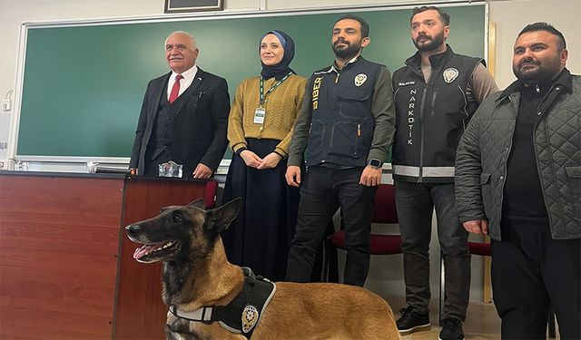 SÖĞÜT MYO'DA BAĞIMLILIKLA MÜCADELE SÖYLEŞİSİ