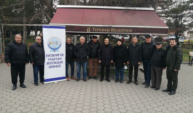 ESKİŞEHİR'DE YAŞAYAN BİLECİKLİLER, ŞEHİTLER İÇİN DUA ETTİ