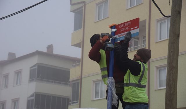 CADDE VE SOKAK TABELALARI YENİLENİYOR