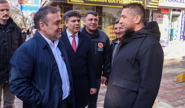 VALİ SÖZER, SÖĞÜT'TE ESNAF VE VATANDAŞLAR İLE BİR ARAYA GELDİ