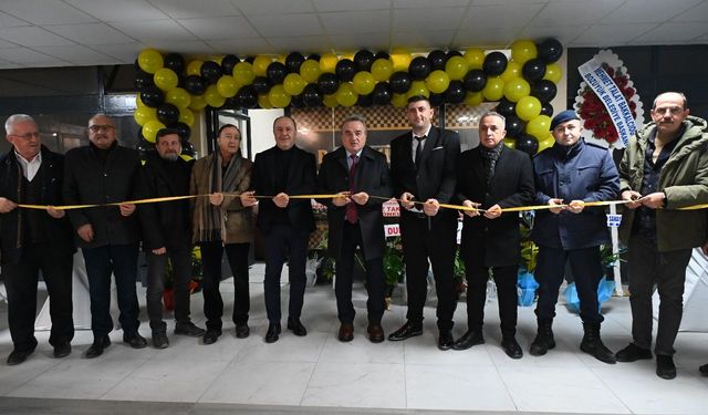 TAKSİCİLER VE TAKSİ DOLMUŞÇULARI DERNEĞİ OFİSİ HİZMETE GİRDİ