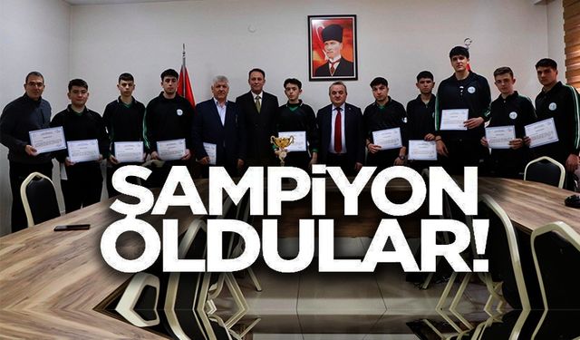 HENTBOL İL BİRİNCİLERİ ÖDÜLLENDİRİLDİ