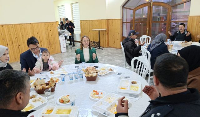 ŞEHİT AİLELERİ VE GAZİLER ONURUNA İFTAR PROGRAMI