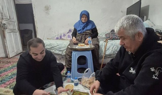 RAMAZAN AYI GÖNÜLLERİ BULUŞTURDU