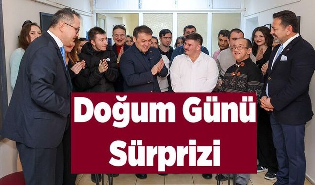 VALİ SÖZER ÖZEL BİREYLERİN DOĞUM GÜNÜ SEVİNCİNE ORTAK OLDU
