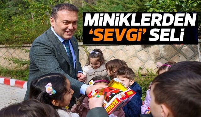 VALİ SÖZER, ŞEYH EDEBALİ TÜRBESİ'NDE ANAOKULU ÖĞRENCİLERİYLE BULUŞTU