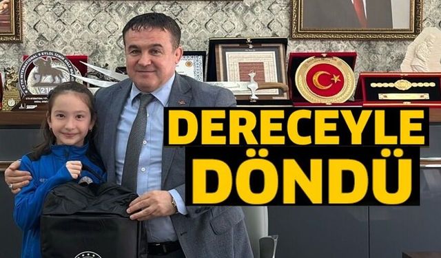 İŞİTME ENGELLİLER ŞAMPİYONASI'NDA DERECE YAPAN BİLECİKLİ SPORCUYA İL MÜDÜRÜ DEMİR'DEN TEBRİK