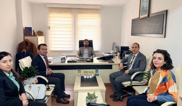 'AİLE VE TOPLUM TEMELLİ SOSYAL DESTEK MODELİ' TANITILDI