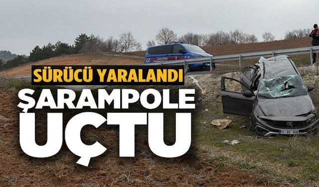 DİREKSİYON HÂKİMİYETİNİ KAYBEDEN SÜRÜCÜ TARLAYA UÇTU: 1 YARALI