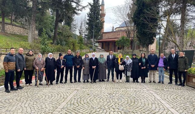 HUZUREVİ SAKİNLERİ ŞEYH EDEBALİ TÜRBESİNİ ZİYARET ETTİ