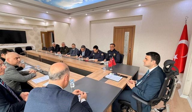 ORMAN YANGINLARIYLA MÜCADELE TOPLANTISI GERÇEKLEŞTİRİLDİ