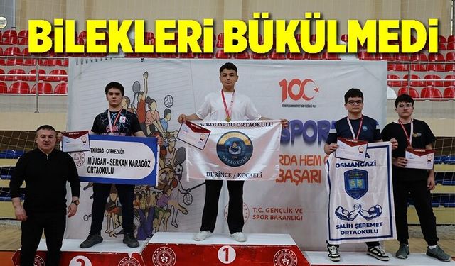 BİLEK GÜREŞİNDE ÖDÜLLER SAHİPLERİNİ BULDU