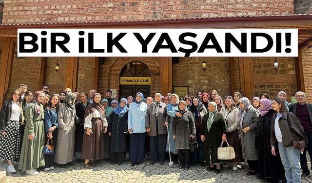 ŞEYH EDEBALİ TÜRBESİ'Nİ HİÇ ZİYARET ETMEMİŞ YAŞLILARA ÖĞRENCİLER EŞLİK ETTİ