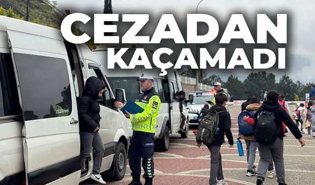 ÜZERİNDE 'OKUL TAŞITI' YAZISI OLMAYAN SERVİS ARACINA 2 BİN 719 TL CEZA
