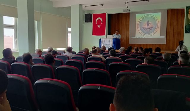 PAZARYERİ'NDE MUHTARLARA HİZMET İÇİ EĞİTİM HAMLESİ