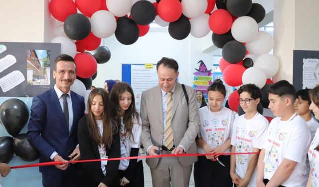 BOZÜYÜK TÜBİTAK 4006-B BİLİM FUARI AÇILDI