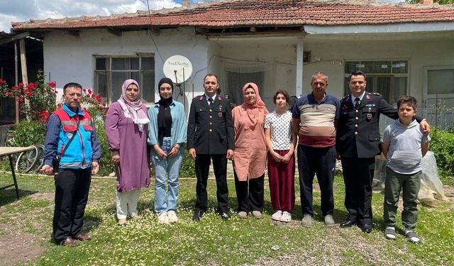 ŞEHİT VE GAZİ AİLELERİNE ZİYARET