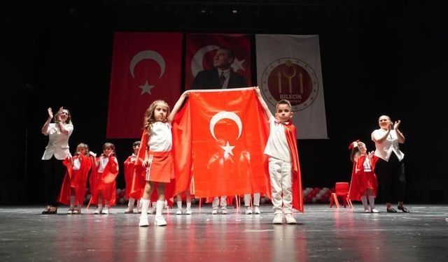 BİLECİK BELEDİYESİ ÇOCUK SOSYAL TESİSLERİ'NDE MEZUNİYET SEVİNCİ