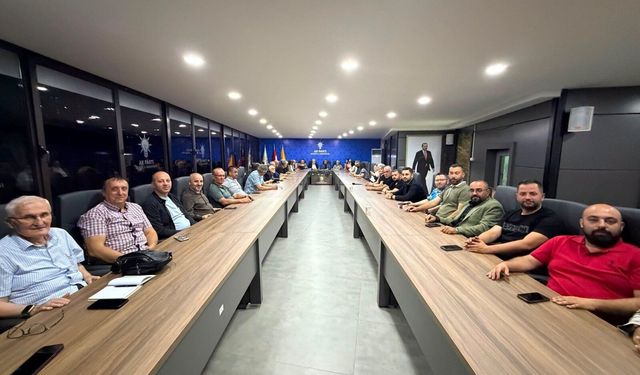 AK PARTİ'DE YOL HARİTASI BELİRLENDİ