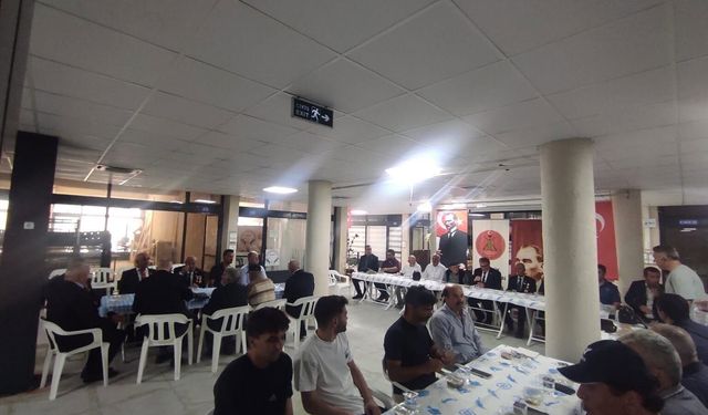 KIBRIS BARIŞ HAREKATI'NIN 52. YILINDA ŞEHİTLER DUALARLA ANILDI