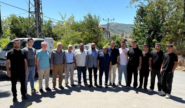 AK PARTİ MERKEZ İLÇE TEŞKİLATI YENİKÖY'DE VATANDAŞLARLA BULUŞTU