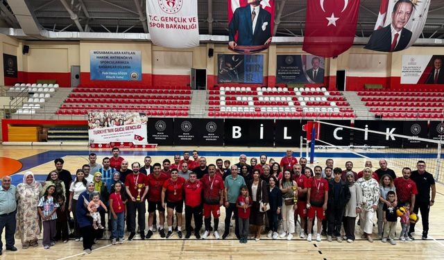 30 AĞUSTOS ZAFER BAYRAMI VOLEYBOL TURNUVASI SONA ERDİ