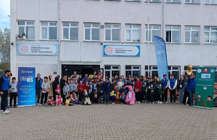 GENÇLERE EĞİTİM VE ÇEVRE BİLİNCİ AŞILANDI