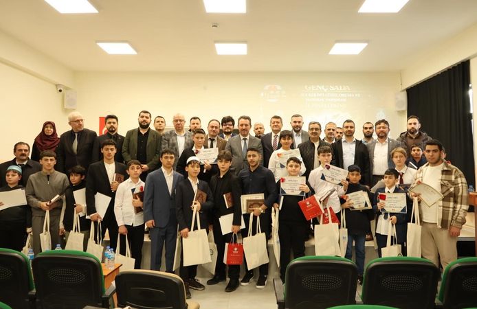 GENÇ SADÂ KUR'AN-I KERİM YARIŞMALARI DÜZENLENDİ