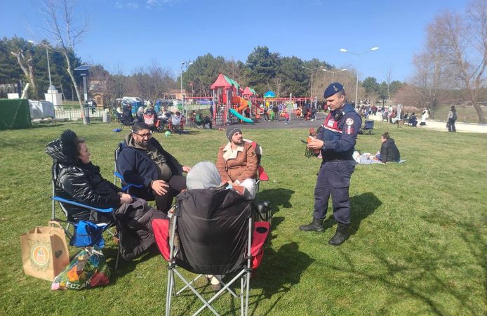 400 VATANDAŞA DOLANDIRICILIK VE HIRSIZLIK UYARISI