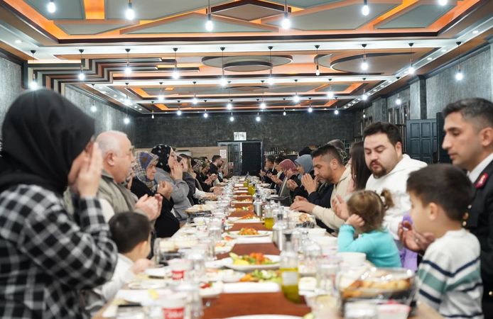 ŞEHİT YAKINLARI VE GAZİLER UNUTULMADI