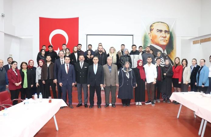 'AİLE VE GENÇLİK FONUNDAN' YARARLANAN ÇİFTLER İÇİN ‘AİLE BULUŞMASI' PROGRAMI