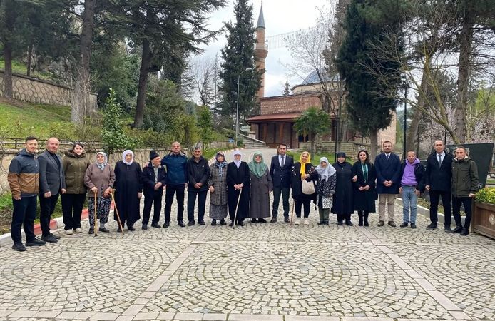 HUZUREVİ SAKİNLERİ ŞEYH EDEBALİ TÜRBESİNİ ZİYARET ETTİ