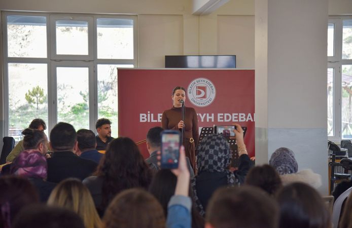 SÖĞÜT MESLEK YÜKSEKOKULUNDA 'KAMPÜS KONSERLERİ' DÜZELENDİ