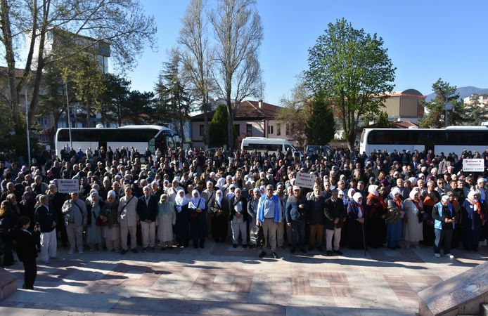 HACI ADAYLARI DUALARLA UĞURLANDI