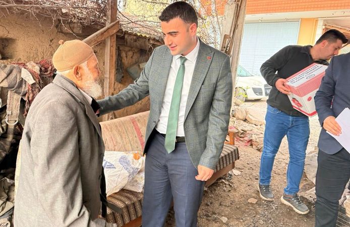 KAYMAKAM KILIÇ VATANDAŞLARIN EVLERİNDE İNCELEMELERDE BULUNDU