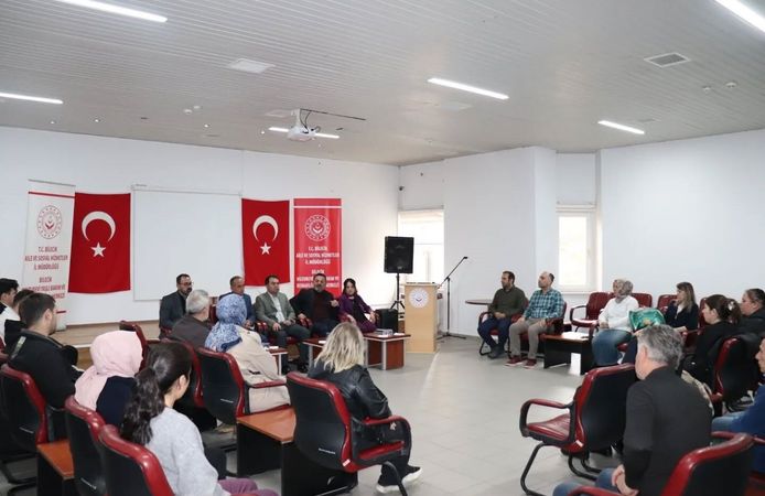 HUZUREVİ PERSONELİYLE DEĞERLENDİRME TOPLANTISI