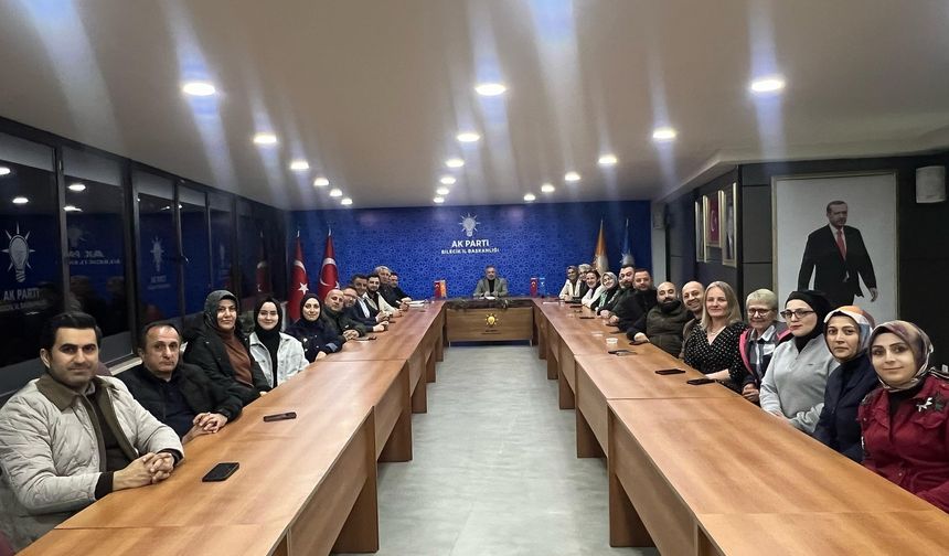 AK PARTİ'DE HAFTALIK İL YÜRÜTME TOPLANTISI GERÇEKLEŞTİ