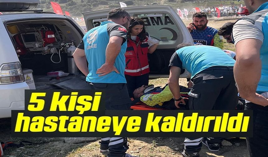 5 KİŞİ HASTANEYE KALDIRILDI