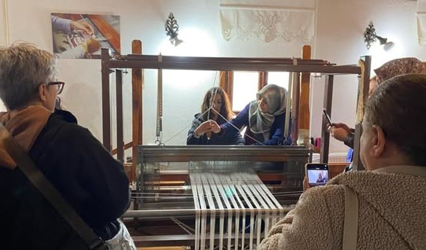 OSMANELİ'NİN TARİHİ DOKUSU ZİYARETÇİLERDEN TAM NOT ALDI