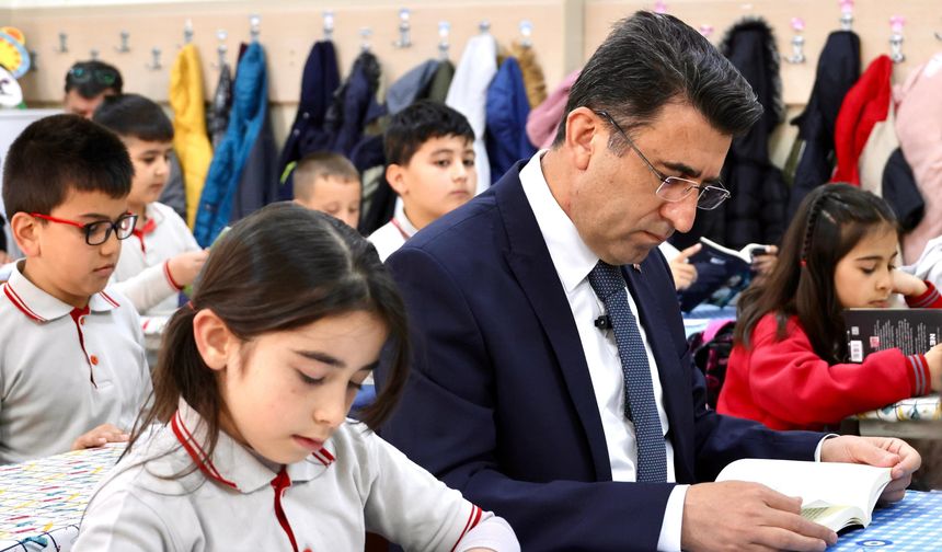 HER HAFTA FARKLI BİR OKUL