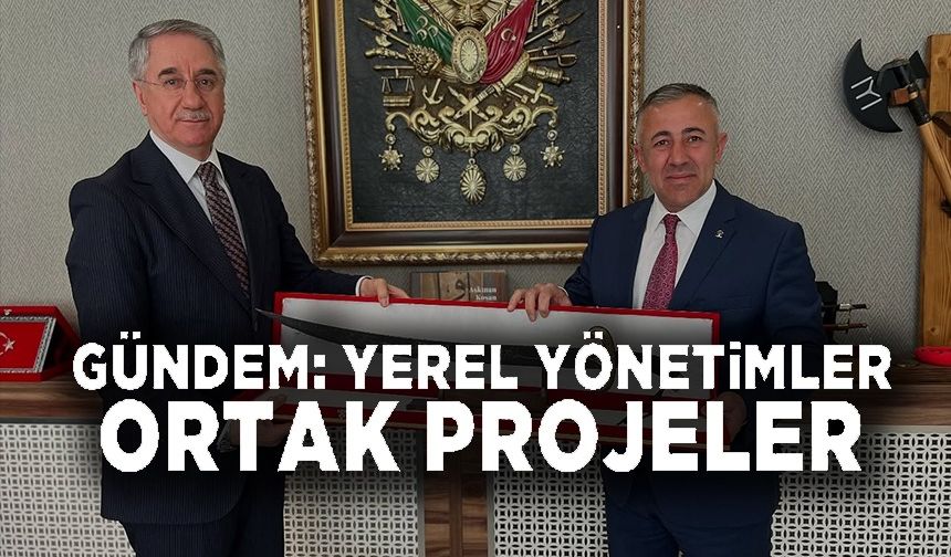 AK PARTİ BİLECİK'TE YEREL YÖNETİMLER GÜNDEMİ ELE ALINDI