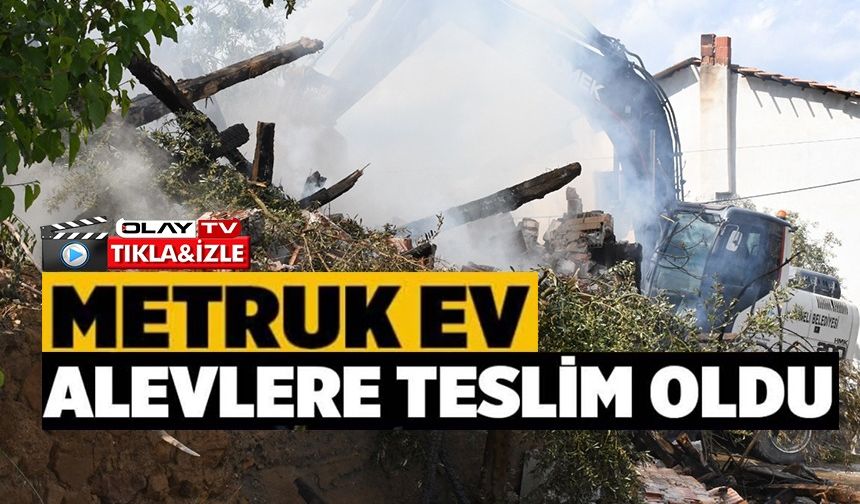 BİLECİK'TE 3 KATLI METRUK EVDE YANGIN