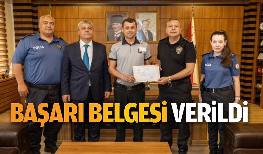 GÜVENLİK GÖREVLİLERİNE BAŞARI BELGELERİ VERİLDİ