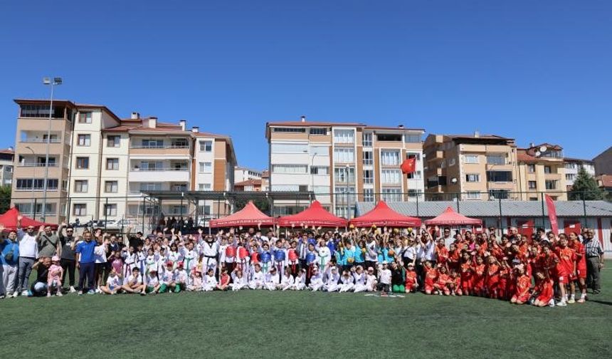 YAZ SPOR OKULLARI COŞKUYLA BAŞLADI