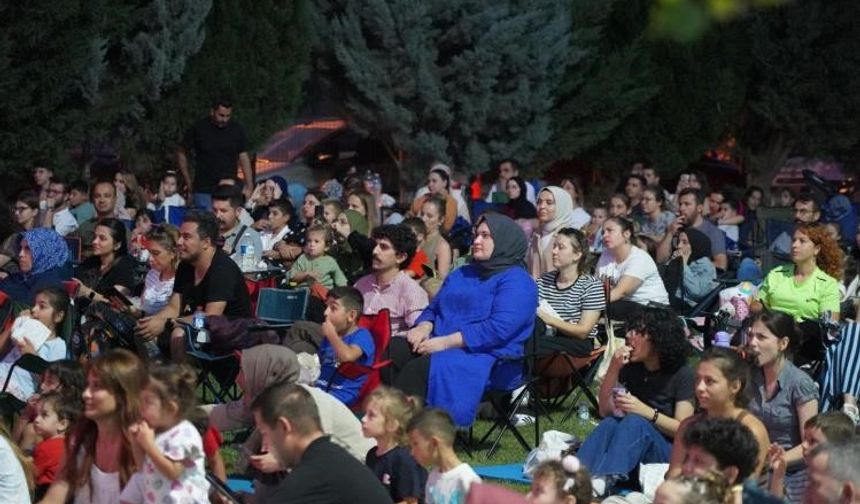 VADİPARK SİNEMA GECELERİ SONA ERDİ